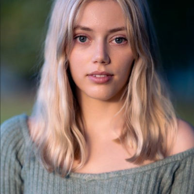 Grace Van Dien image